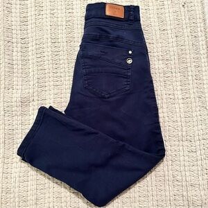 CREAM Cropped Pants in Navy, Size 26